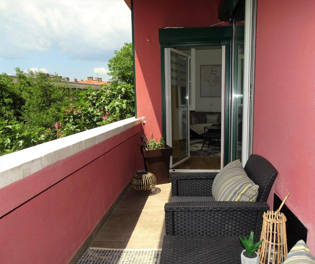 Sunny Oasis Apartment Rijeka Luaran gambar